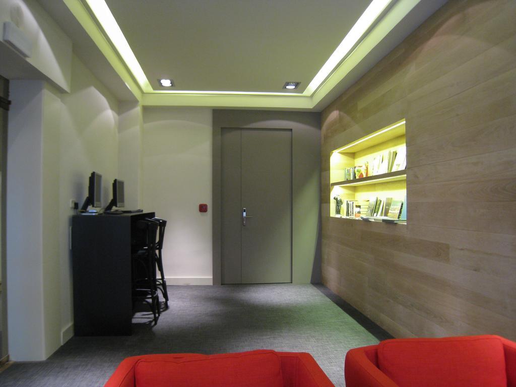 Habitus Hotel Leyre ปัมโปลนา ภายนอก รูปภาพ