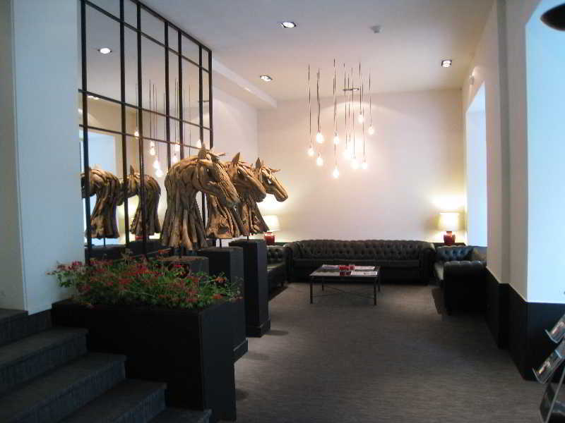 Habitus Hotel Leyre ปัมโปลนา ภายนอก รูปภาพ